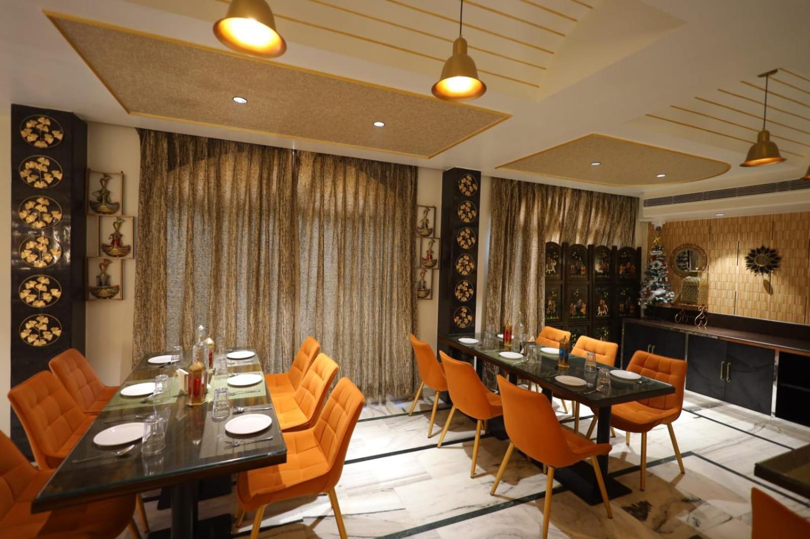 Hotel Sheetal Regency,Near Janambhumi Mathura Zewnętrze zdjęcie