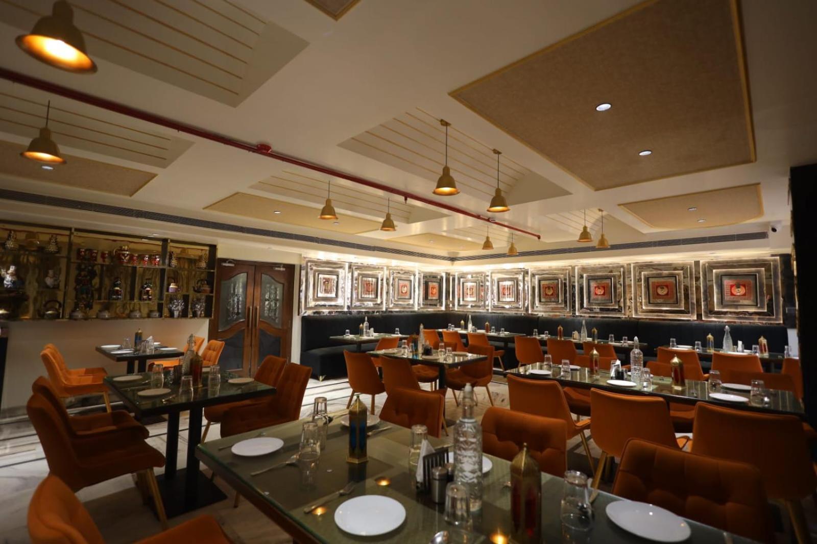 Hotel Sheetal Regency,Near Janambhumi Mathura Zewnętrze zdjęcie