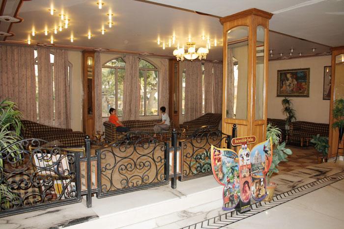 Hotel Sheetal Regency,Near Janambhumi Mathura Zewnętrze zdjęcie