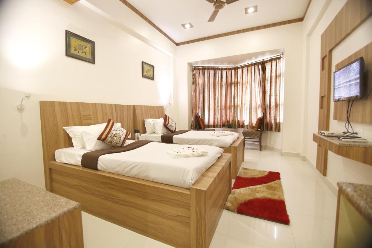 Hotel Sheetal Regency,Near Janambhumi Mathura Zewnętrze zdjęcie