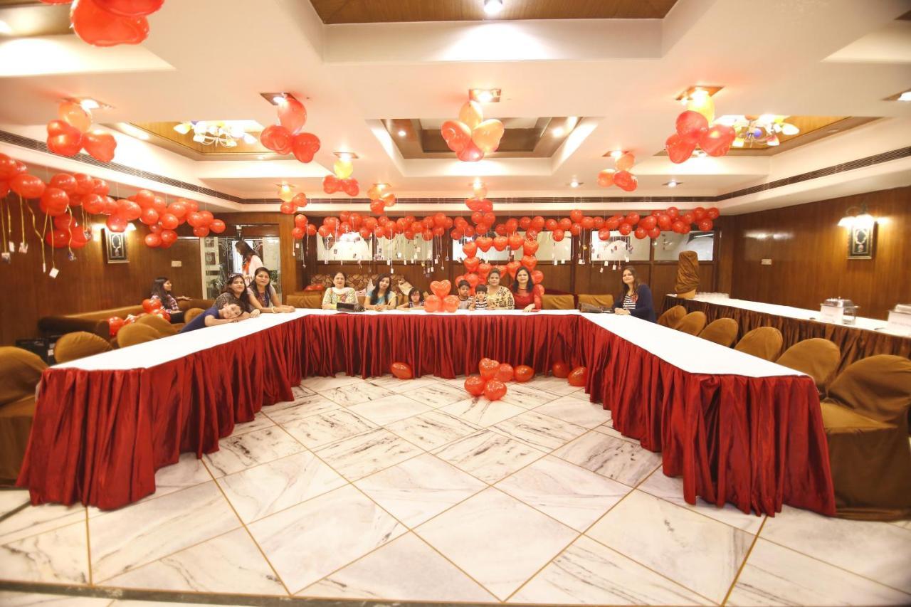 Hotel Sheetal Regency,Near Janambhumi Mathura Zewnętrze zdjęcie