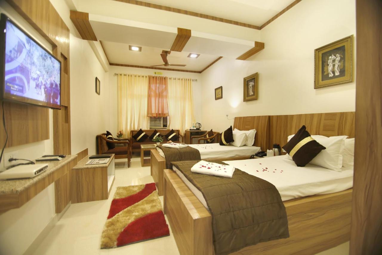 Hotel Sheetal Regency,Near Janambhumi Mathura Zewnętrze zdjęcie